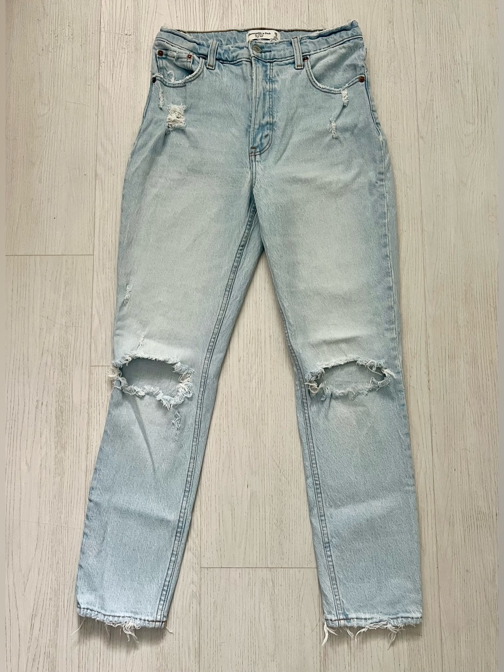 Abercrombie & Fitch Skinny High Rise Jeans Light Wash Size 26L